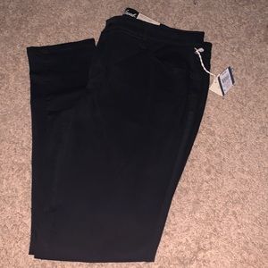 16WR black jeans